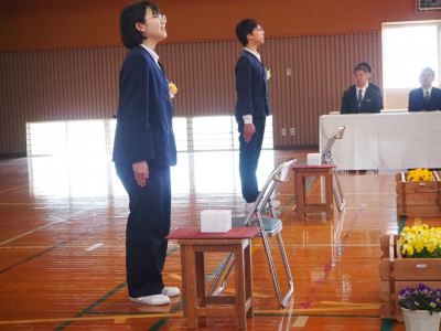 05
