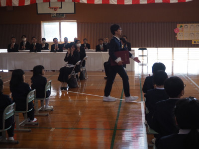 08
