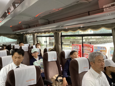 7FAD9078-5C89-435B-AE92-CA480C9F606E