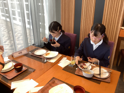 3DB01CDA-DBDD-4F50-9C3E-315BF8FB4744