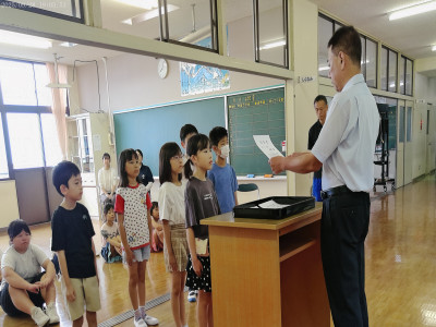 01