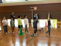 09