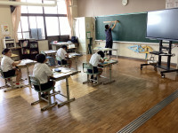 09
