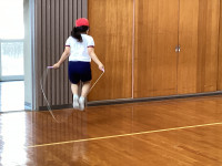04