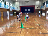 05